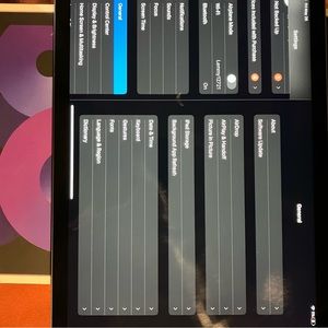 I’m selling two iPads 5th generation 256 Wi-Fi